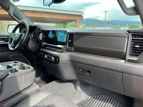 Used 2023 Chevrolet Silverado 1500 LT w/ Safety Package AWD/4WD image 20