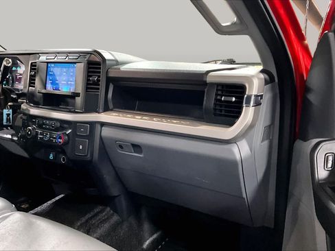 Used 2023 Ford F250 XL w/ Snow Plow Prep Package AWD/4WD image 19
