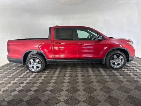 Used 2024 Honda Ridgeline TrailSport image 5