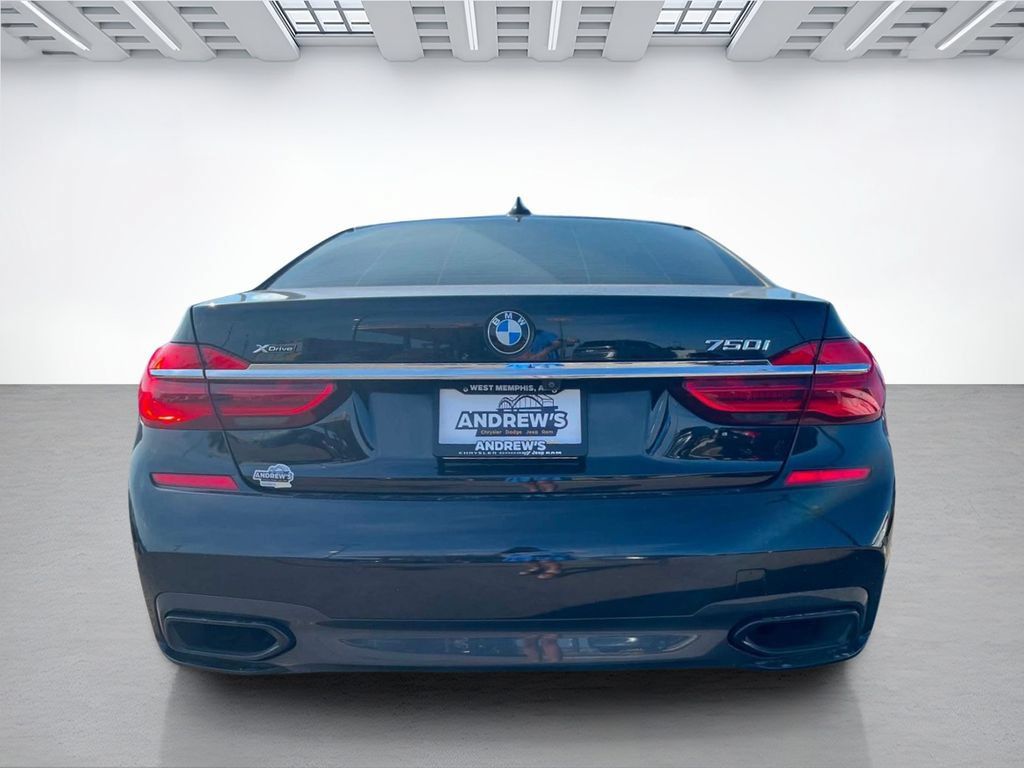 Used 2018 BMW 750i xDrive AWD/4WD image 5