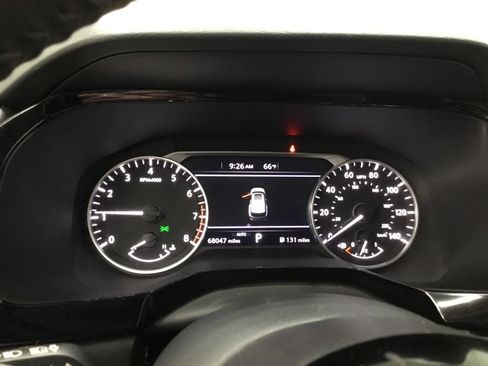 Used 2022 Nissan Pathfinder SV AWD/4WD image 12