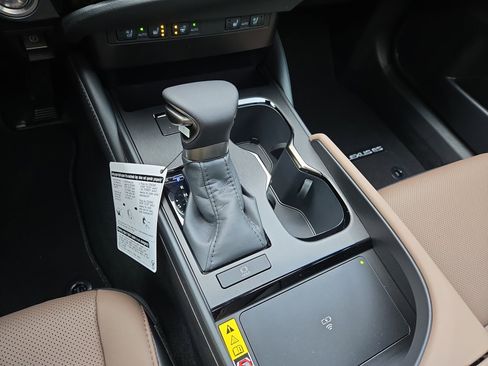 New 2025 Lexus ES 350 w/ Premium Package image 22