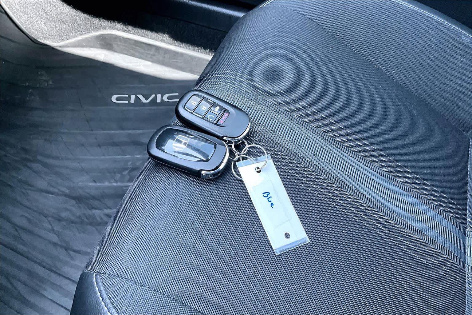 Used 2025 Honda Civic Sport image 15