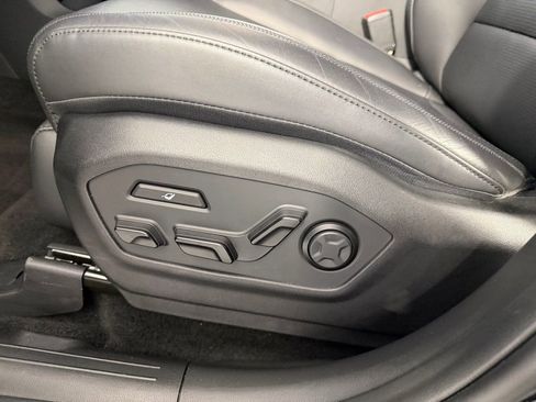 Used 2025 Hyundai Santa Fe Calligraphy image 23