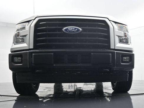Used 2017 Ford F150 XLT w/ Equipment Group 302A Luxury AWD/4WD image 30