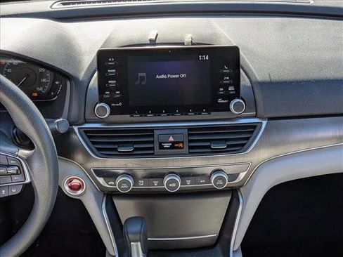 Used 2018 Honda Accord LX image 11