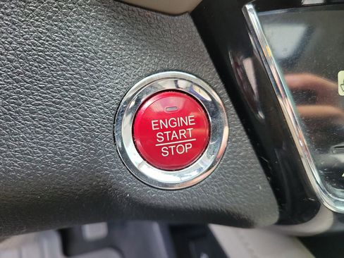 Used 2016 Honda HR-V EX image 32