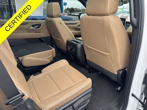 Used 2023 Chevrolet Tahoe Premier w/ Premium Package 2 AWD/4WD image 26