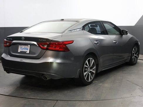 Used 2016 Nissan Maxima Platinum image 4