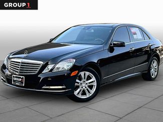 Used 2011 Mercedes-Benz E 350 4MATIC Sedan video 1