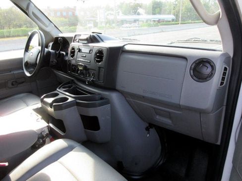 Used 2011 Ford E-350 and Econoline 350 Super Duty w/ PWR Group image 15
