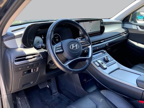 Used 2024 Hyundai Palisade SEL FWD image 17