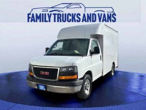 Used 2017 GMC Savana 3500 image 1