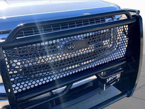 Used 2014 Ford F150 XLT w/ Equipment Group 302A Luxury AWD/4WD image 29