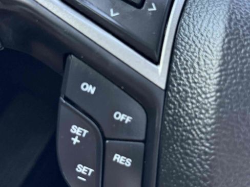 Used 2018 Ford Fusion SE w/ Fusion SE Technology Package FWD image 88