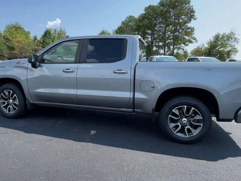 Used 2023 Chevrolet Silverado 1500 RST image 6