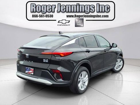 Used 2024 Buick Envista Preferred w/ Convenience I Package FWD image 4