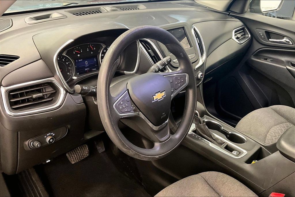 Used 2022 Chevrolet Equinox LT FWD image 13