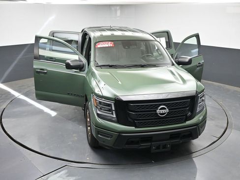 Used 2024 Nissan Titan SV w/ SV Bronze Edition Package RWD image 49