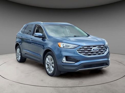 Used 2019 Ford Edge Titanium image 14