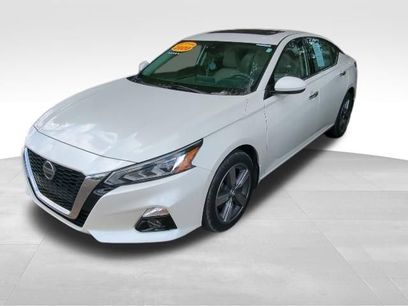 Used 2020 Nissan Altima 2.5 SV