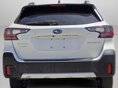 Used 2022 Subaru Outback Limited AWD/4WD image 21