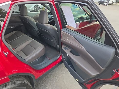 Certified 2025 Lexus RX 350 AWD w/ Convenience Package image 17