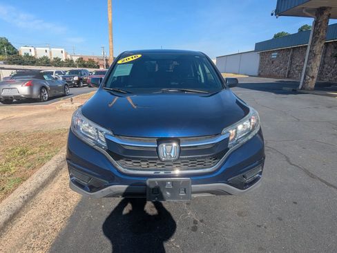 Used 2016 Honda CR-V SE image 2