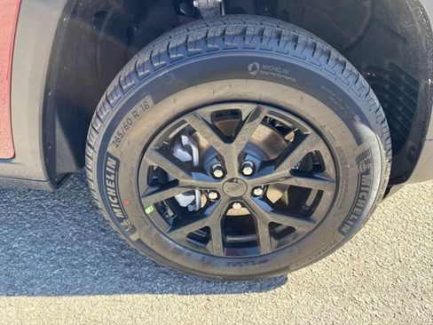 New 2026 Jeep Grand Cherokee Altitude AWD/4WD image 12