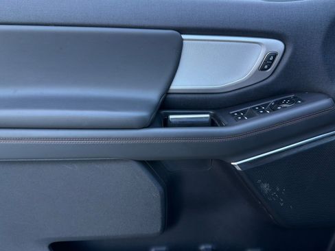 Certified 2025 Ford Expedition Active AWD/4WD image 11