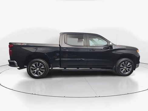 Used 2023 Chevrolet Silverado 1500 LT AWD/4WD image 11