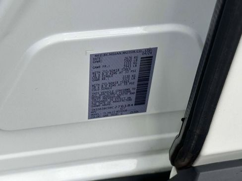 Certified 2024 Nissan Pathfinder SV image 17