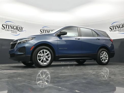 Used 2024 Chevrolet Equinox LS w/ Driver Confidence II Package FWD image 31