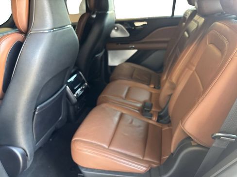 Used 2020 Lincoln Aviator Reserve w/ Equipment Group 202A AWD/4WD image 14