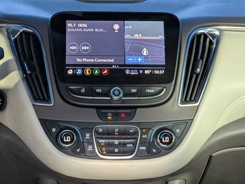 Used 2024 Chevrolet Malibu LT FWD image 21