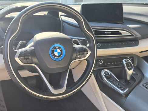 Used 2015 BMW i8 AWD/4WD image 9