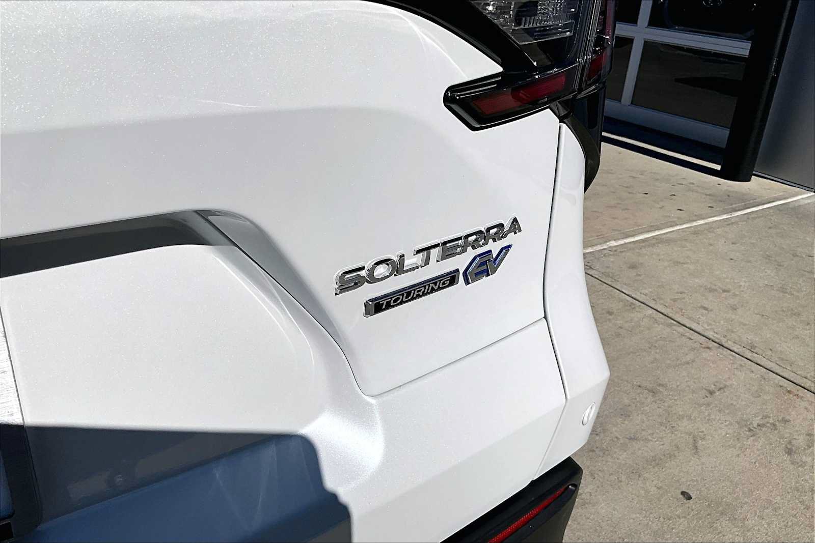 Certified 2024 Subaru Solterra AWD/4WD image 9