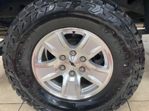 Used 2018 Chevrolet Silverado 1500 LTZ image 33