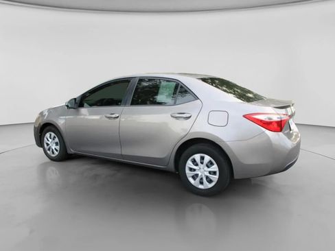 Used 2016 Toyota Corolla LE FWD image 4