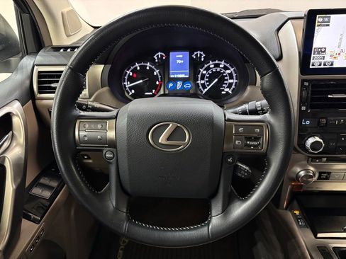 Used 2018 Lexus GX 460 w/ Navigation Package AWD/4WD image 19