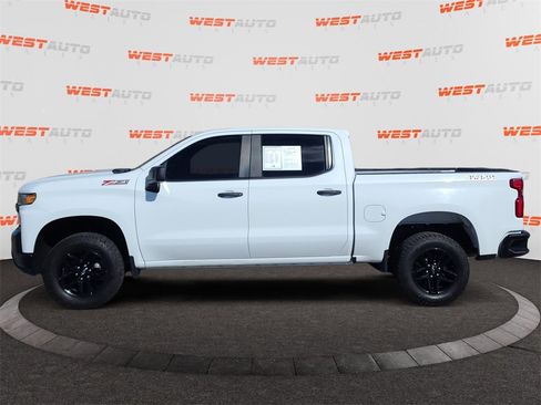Used 2020 Chevrolet Silverado 1500 Custom Trail Boss w/ Custom Convenience Package image 2