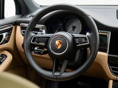 New 2026 Porsche Macan S image 12