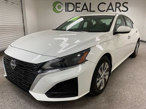 Used 2023 Nissan Altima 2.5 S image 1