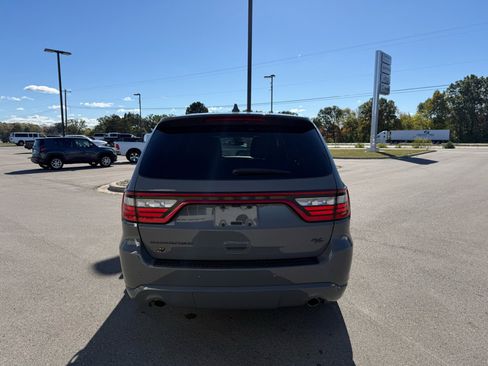 Used 2022 Dodge Durango R/T w/ Quick Order Package 22F image 4