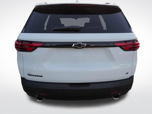 Used 2023 Chevrolet Traverse LT FWD image 6