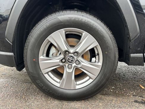 Used 2025 Toyota RAV4 LE image 25