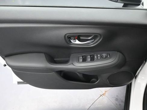 New 2026 Honda HR-V LX image 21