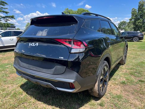 Used 2023 Kia Sportage X-Line w/ X-Line Premium Package AWD/4WD image 4