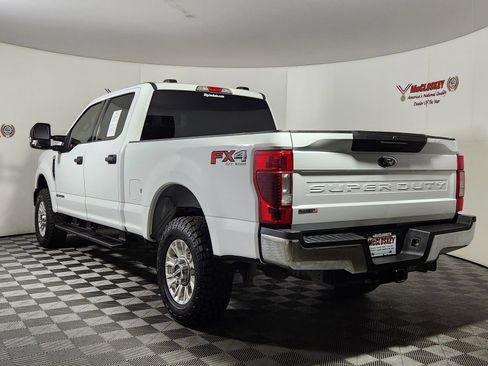 Used 2022 Ford F250 XLT w/ FX4 Off-Road Package image 6