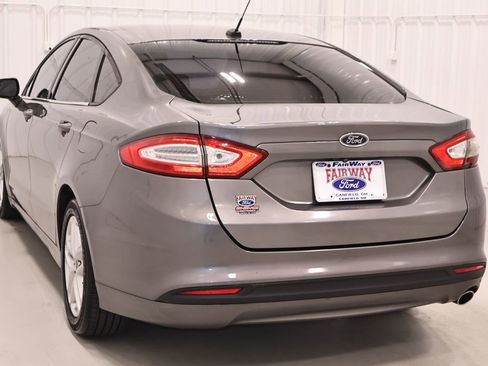 Used 2013 Ford Fusion SE FWD image 7